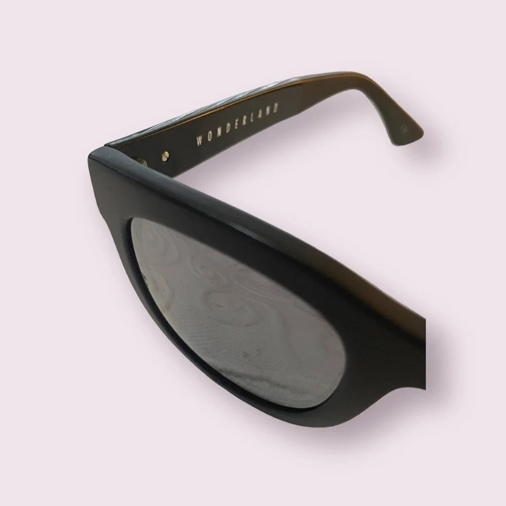 Stone‎ Cold Fox x Wonderland Colony Black Sunglasses